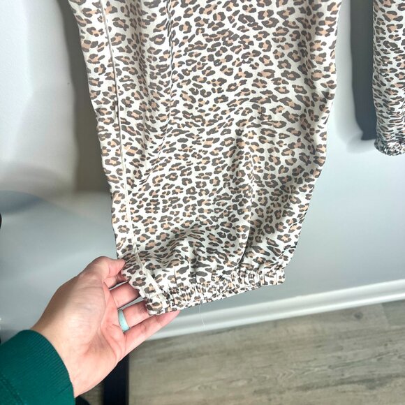 Aerie Satin Soft Leopard Print Pull On Jogger Lounge Pajama Pants Pockets Sz XL - Picture 2 of 4